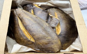 Палтус холодного копчения тушка Мурманск 500 грамм