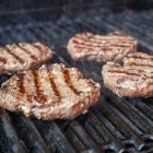 Котлеты для бургеров из мраморной говядины праймбиф