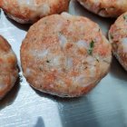 Котлеты из лосося и палтуса